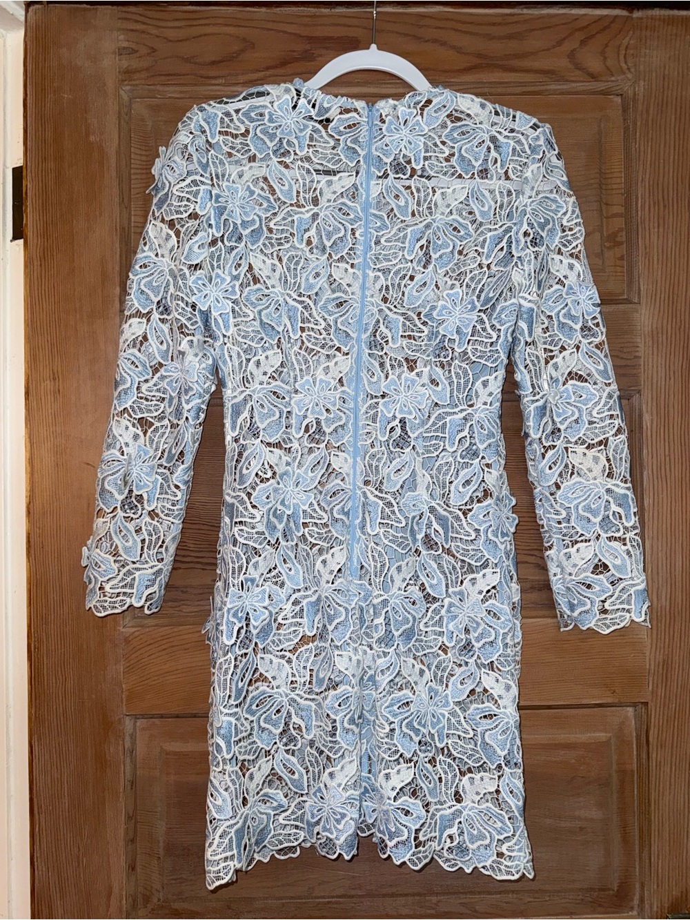 Self-Portrait Lily 3D Mini Dress
Worn once | UK 8/US 4 - Picture 7 of 10